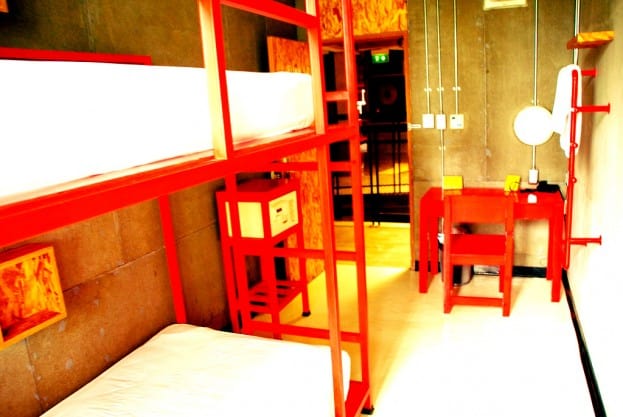 Daheim in Bangkok: Lub d Hostel in Silom & Siam Square