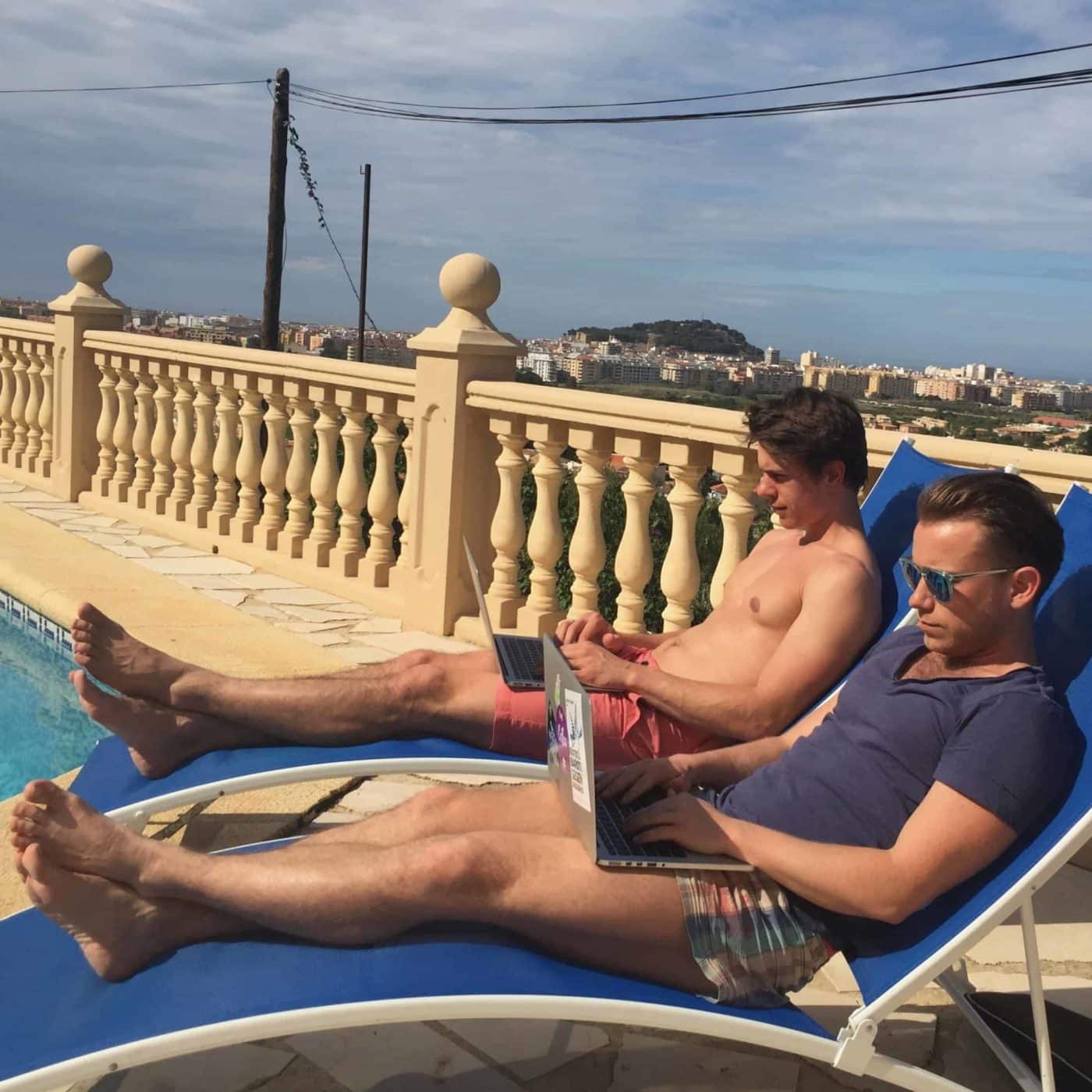 Arne und Mauricio arbeiten eigentlich lieber am Schreibtisch