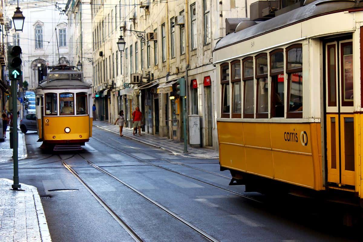 Portugal Reise-Tipps – Strassenbahn Nummer 28 in Lissabon