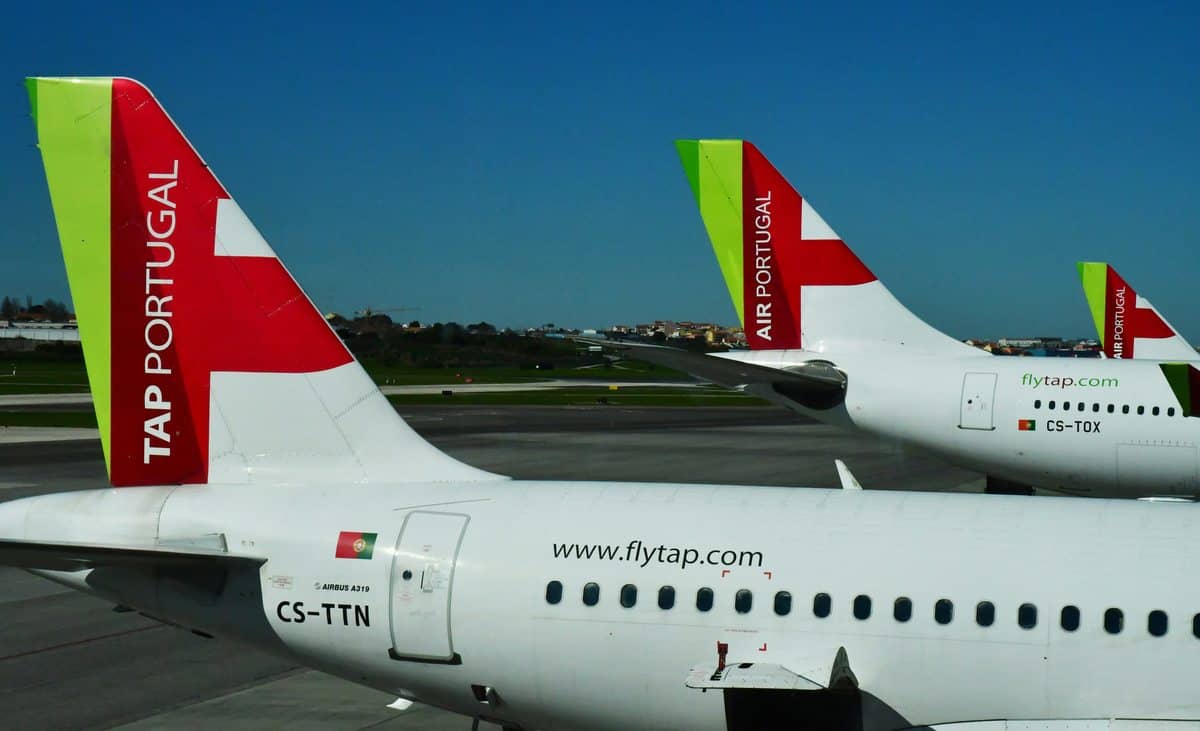 Portugal Reise-Tipps – Zwei Flugzeuge der Air Portugal (TAP) Fluggesellschaft