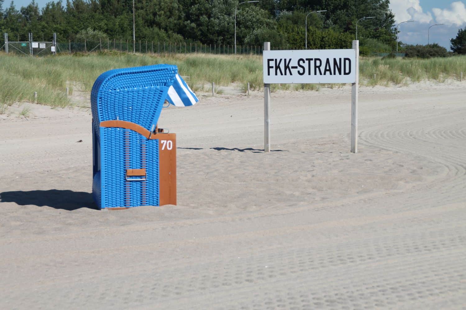 Ostsee FKK Strand Beginn