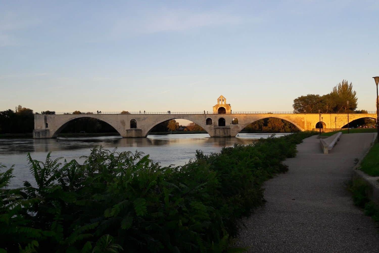 Frankreich Bruecke Avignon