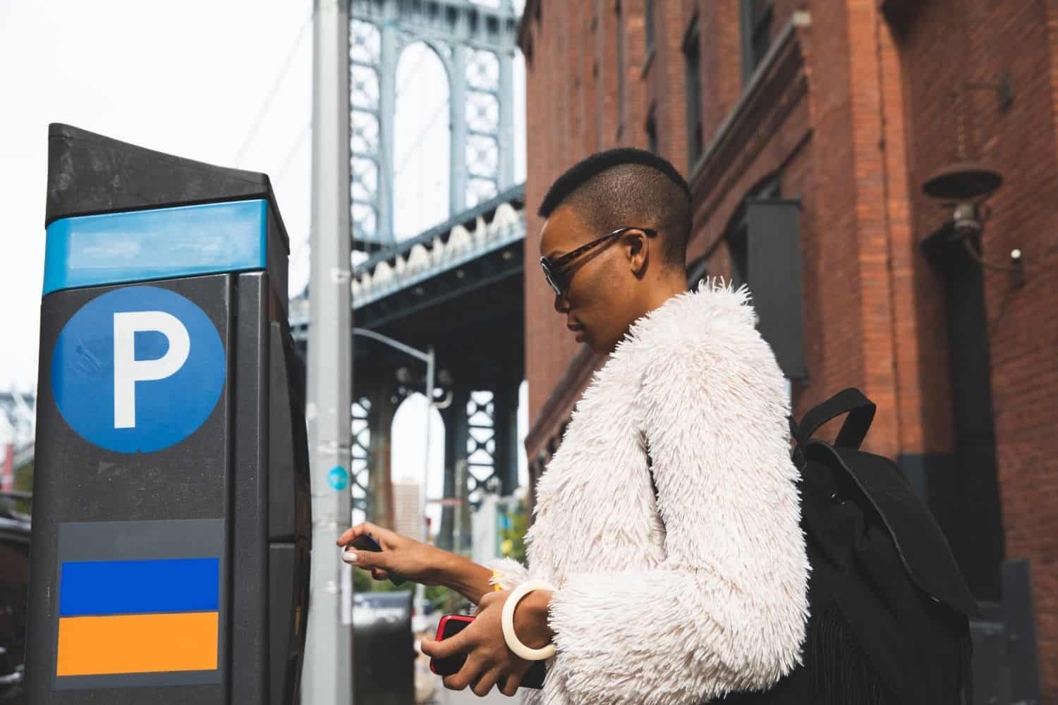 Deutsche Bank Geld abheben im Ausland & auf Reisen 2024